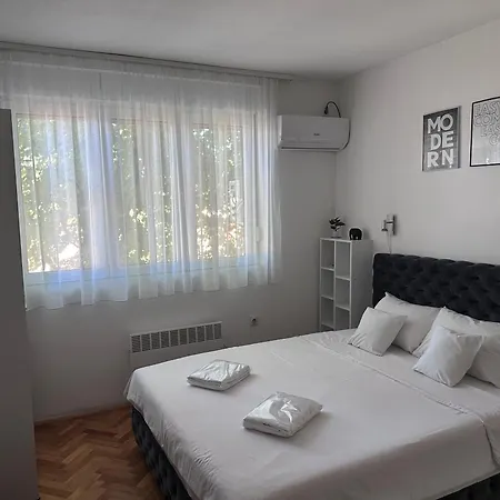 White M Апартаменты